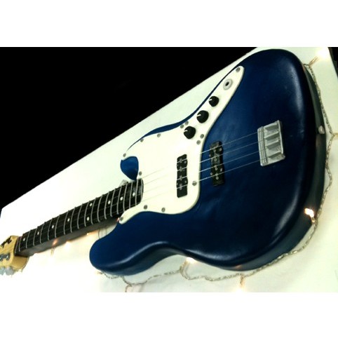 FENDER ELECTRIC GUITAR