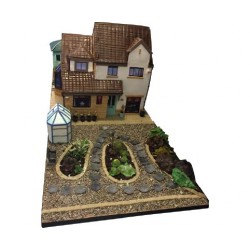 HAVE YOUR HOME & GARDEN MADE IN CAKE!