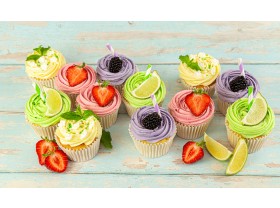 12 GIN COCKTAIL CUPCAKES 