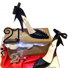 LOUBOUTIN BOW STYLE HEELS & BOX